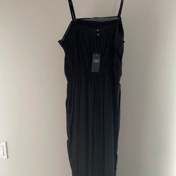 Abercrombie and Fitch Pant Romper - Picture 3 of 4